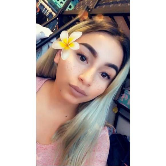 Meet your Posher, Samantha - Picture 1 of 1